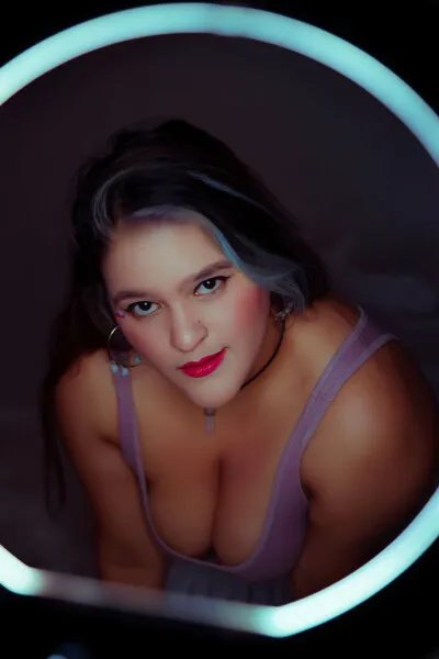 Live sex webcam photo for SamyMills #3674705