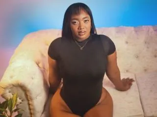 Live sex webcam photo for RoxanaBlanche #6432400