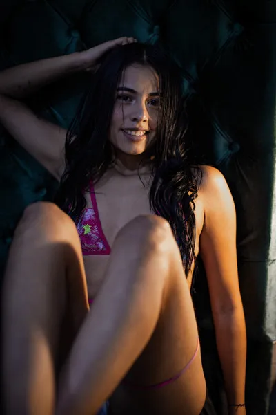 Live sex webcam photo for EmillyHills #3223516