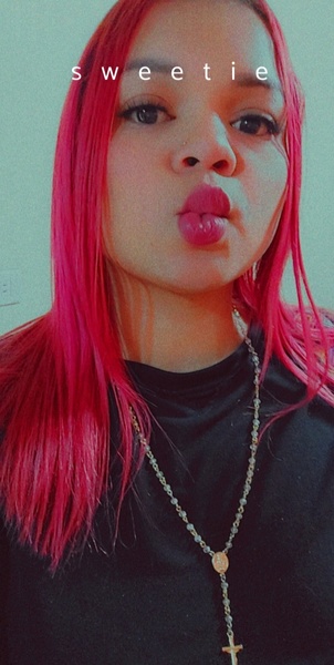 Live sex webcam photo for SAMYYRED #3327862