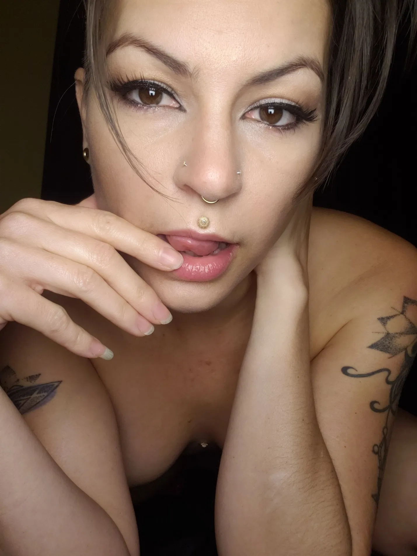 Live sex webcam photo for TheeLadyKatrina #7257222