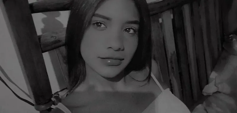 Live sex webcam photo for LiaBrown18 #3044006