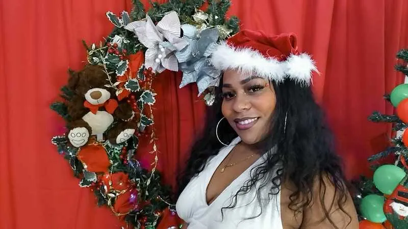Live sex webcam photo for DarlyQueen #3865374
