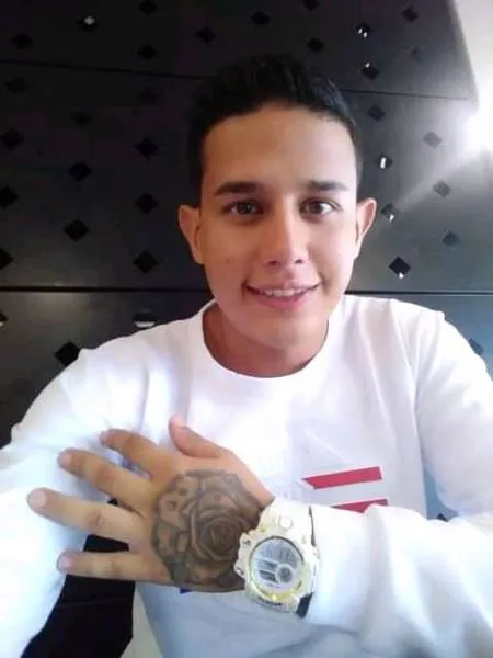 Live sex webcam photo for AndresEnma #3077094