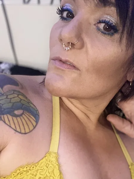 Live sex webcam photo for xoxobigbooty #6088012