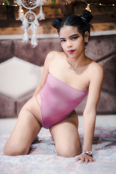 Live sex webcam photo for IsiisTaaylor #3125101