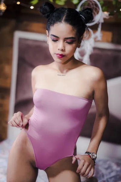 Live sex webcam photo for IsiisTaaylor #3125100