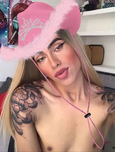 Live sex webcam photo for Keinstonee #3046571