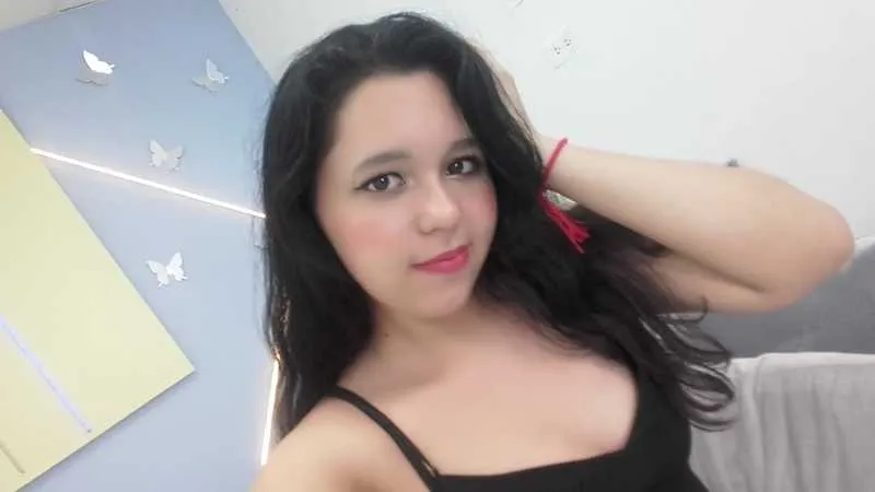 Live sex webcam photo for HannaMore #3076926