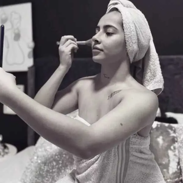 Live sex webcam photo for Miamoris #3541247