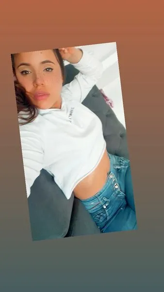 Live sex webcam photo for GracieRoberts #3224715