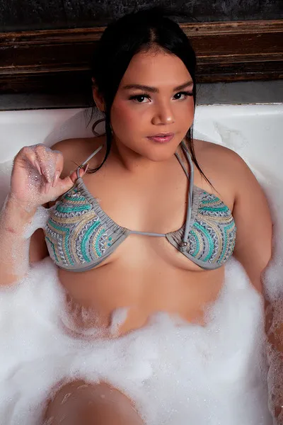 Live sex webcam photo for SharloteThompsson #3824230