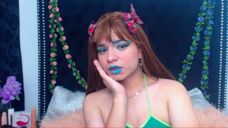 Live sex webcam photo for MaxxCandy #3351382