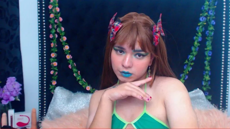 Live sex webcam photo for MaxxCandy #3351389