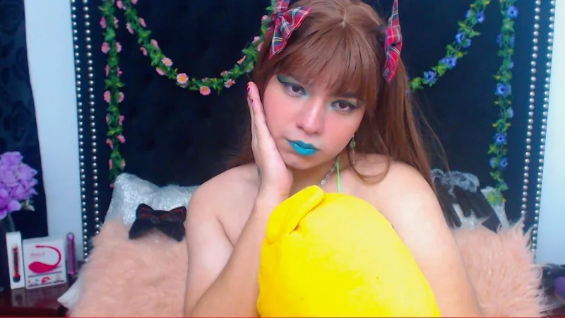 Live sex webcam photo for MaxxCandy #3351376