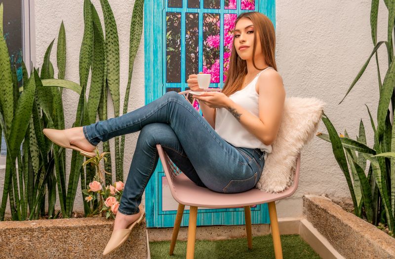 Live sex webcam photo for AnnyBlohom #3119311