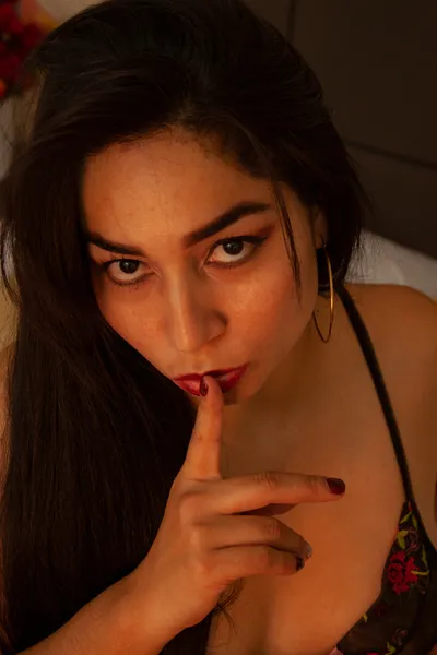 Live sex webcam photo for LannaMori #3049946
