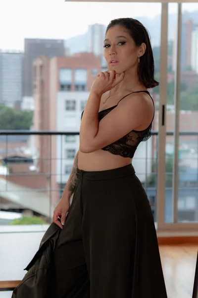 Live sex webcam photo for EmmaClarkson #3595452