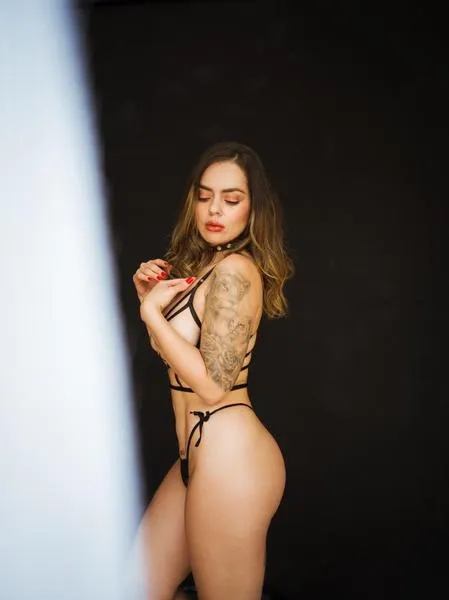 Live sex webcam photo for CarlaSantos #3075773