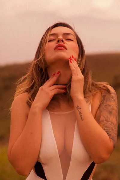 Live sex webcam photo for CarlaSantos #3075781