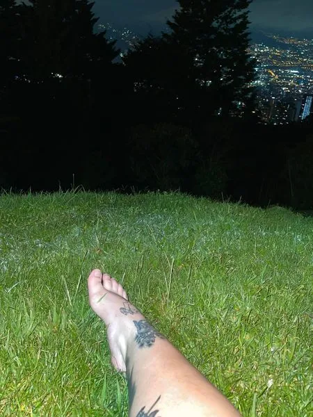 Live sex webcam photo for CosmoCookie #3399877