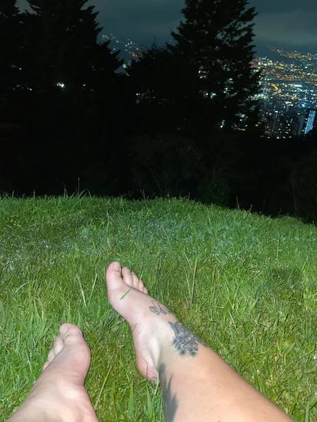 Live sex webcam photo for CosmoCookie #3399878