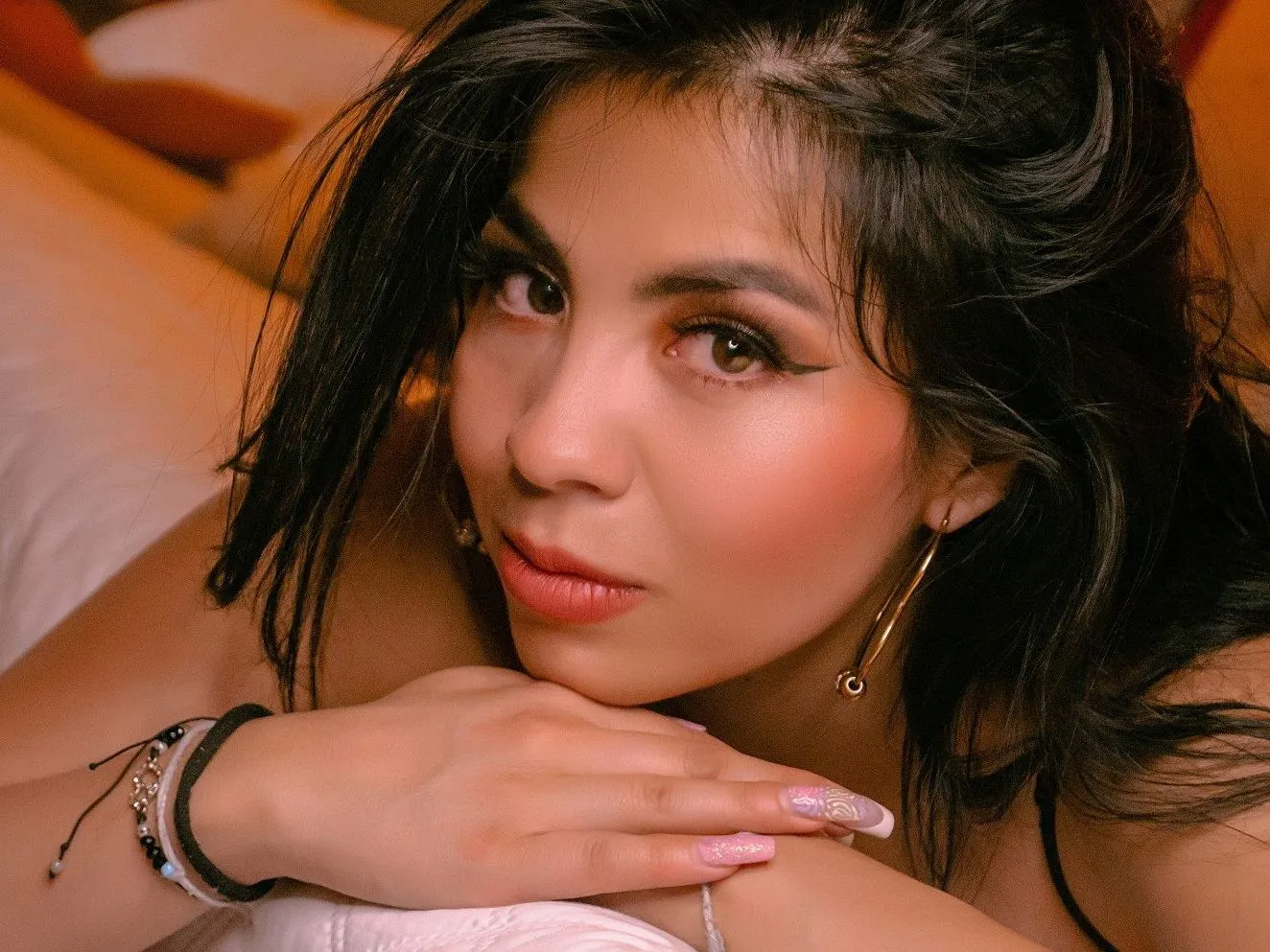 Live sex webcam photo for AntonellaKiut #3106657