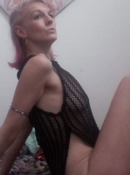 Live sex webcam photo for MadicineMadwitch #3187753