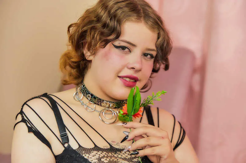 Live sex webcam photo for roxxxan69 #3118564