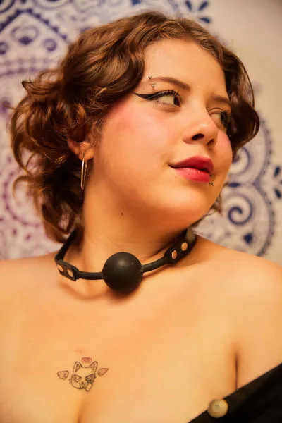 Live sex webcam photo for roxxxan69 #3190909