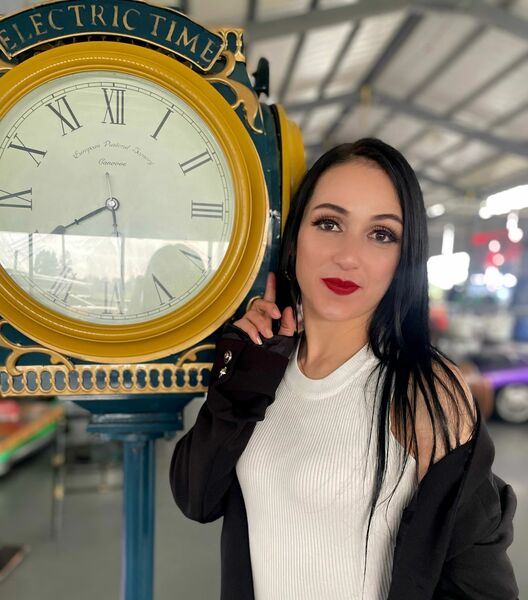 Live sex webcam photo for CRISTELCRISTALES #3637403