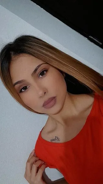 Live sex webcam photo for ChlloeStar #3072345