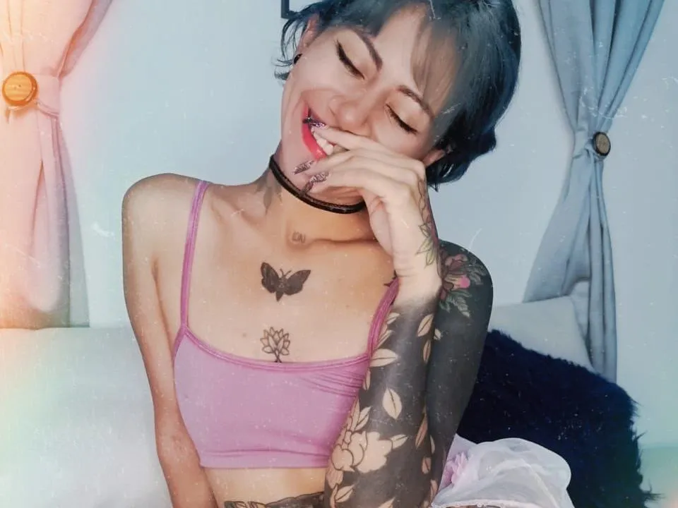 Live sex webcam photo for saaraahot #3591662