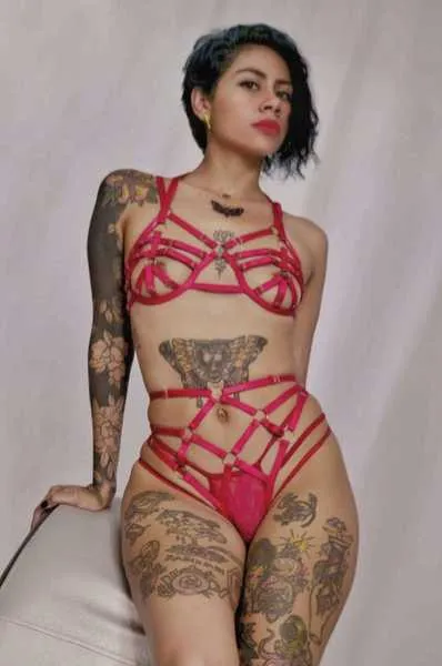 Live sex webcam photo for saaraahot #3572723