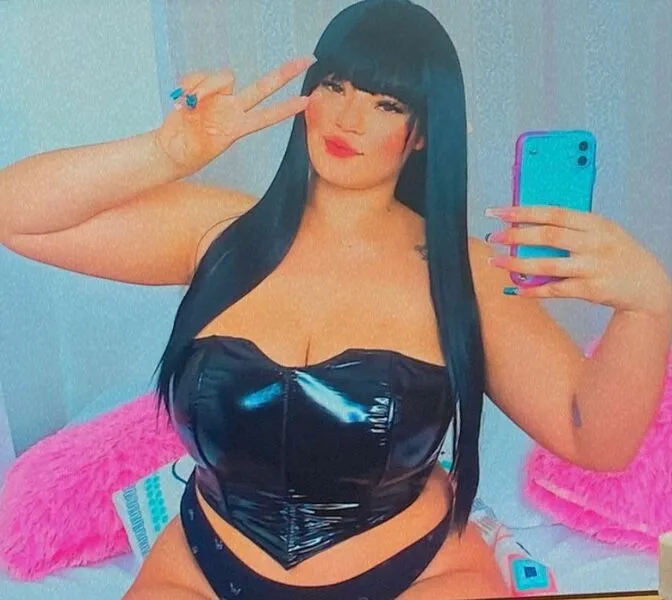 Live sex webcam photo for GiaThomsonm #4201966