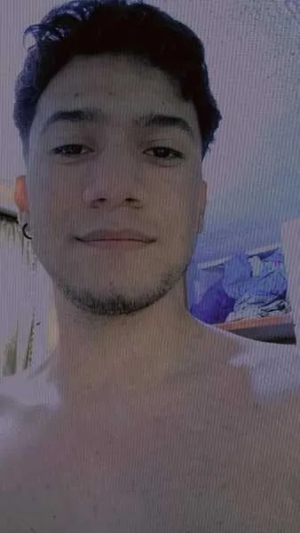 Live sex webcam photo for Sushixgo18 #3235972