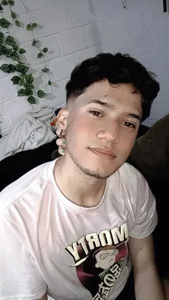 Live sex webcam photo for Sushixgo18 #3235980