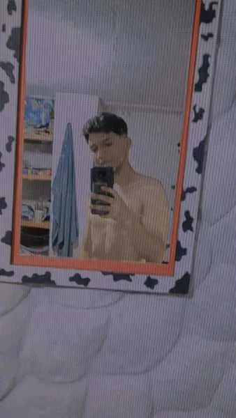 Live sex webcam photo for Sushixgo18 #3235981