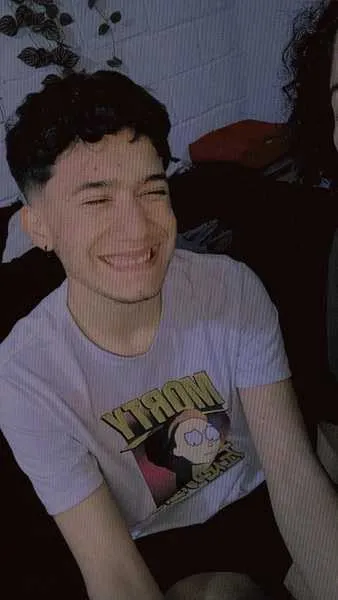 Live sex webcam photo for Sushixgo18 #3235973