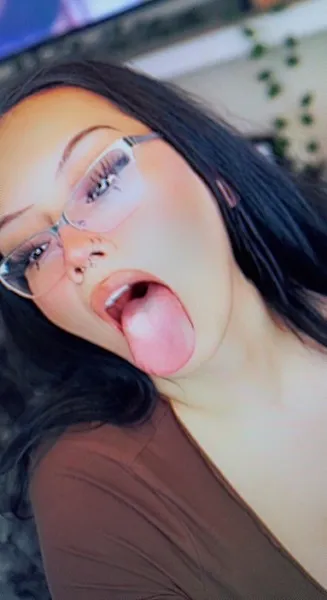 Live sex webcam photo for Lenii #3424376