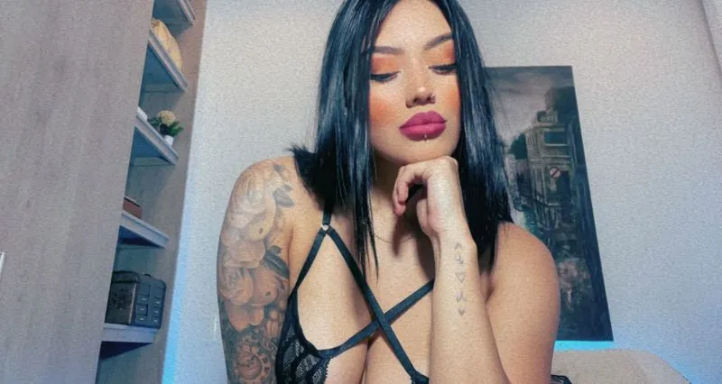 Live sex webcam photo for Elowen #3101323