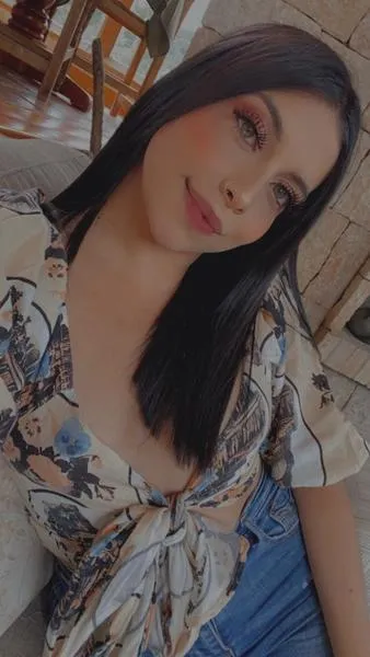 Live sex webcam photo for MartinaSotto #3160858