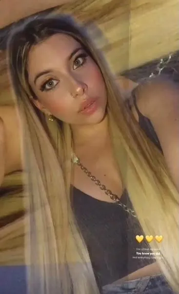 Live sex webcam photo for MartinaSotto #3069592