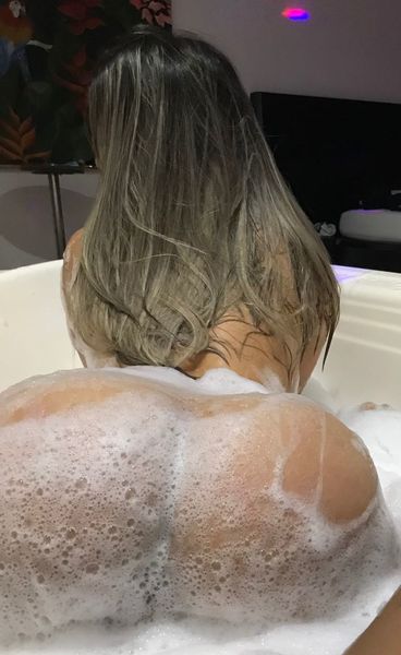 Live sex webcam photo for AlannaParkerr #3081485