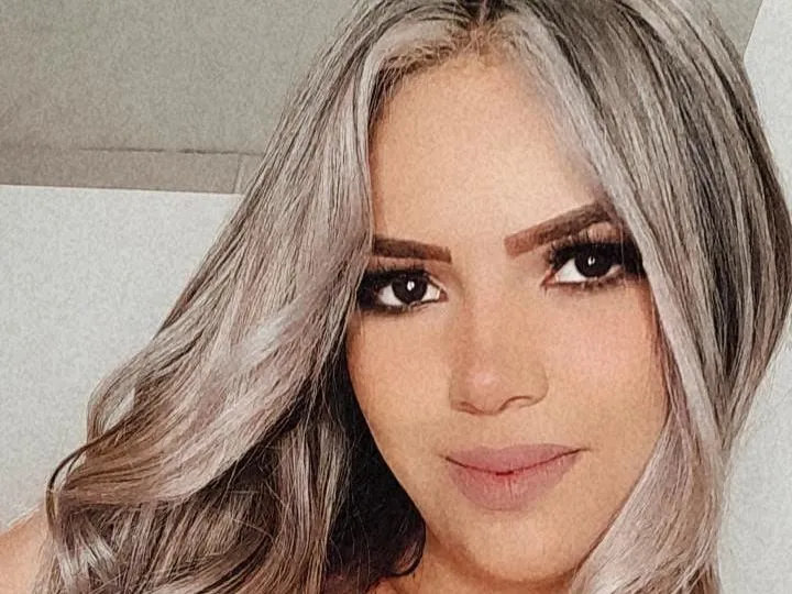 Live sex webcam photo for carolg69 #3893391