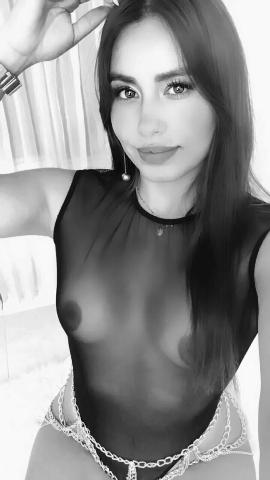 Live sex webcam photo for SophiaJohnes #7159383