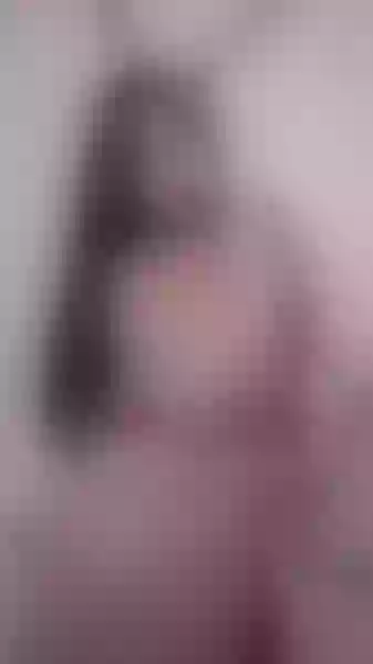 Live sex webcam photo for KarolinaHot69 #6906853