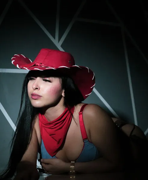 Live sex webcam photo for KarolinaHot69 #6996506