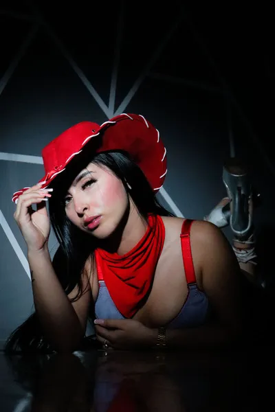 Live sex webcam photo for KarolinaHot69 #6996507