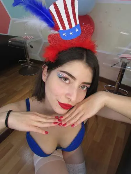 Live sex webcam photo for ScarletHarris #3326699